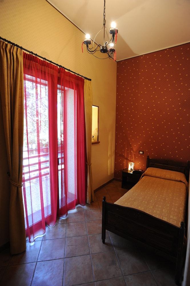 Hotel Alle Pendici Nicolosi Luaran gambar