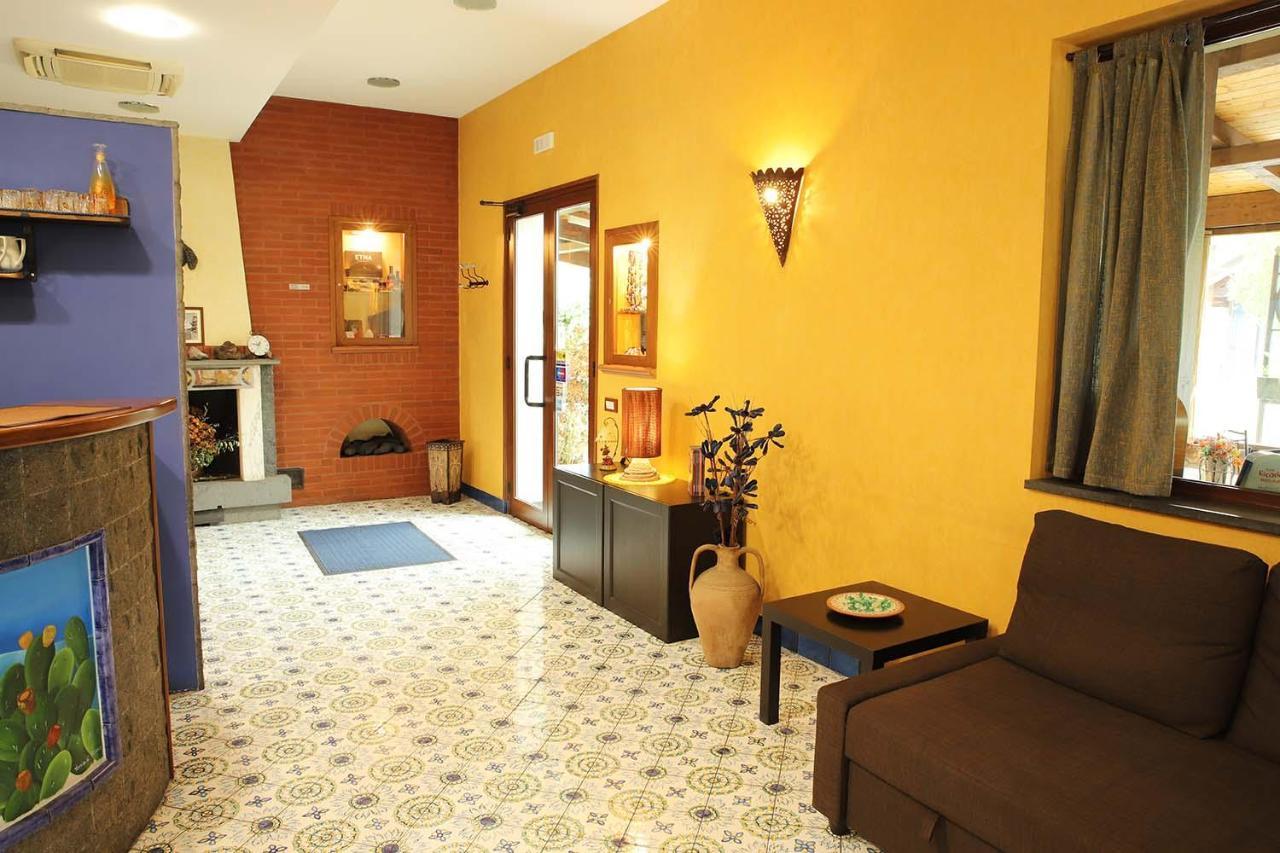 Hotel Alle Pendici Nicolosi Luaran gambar