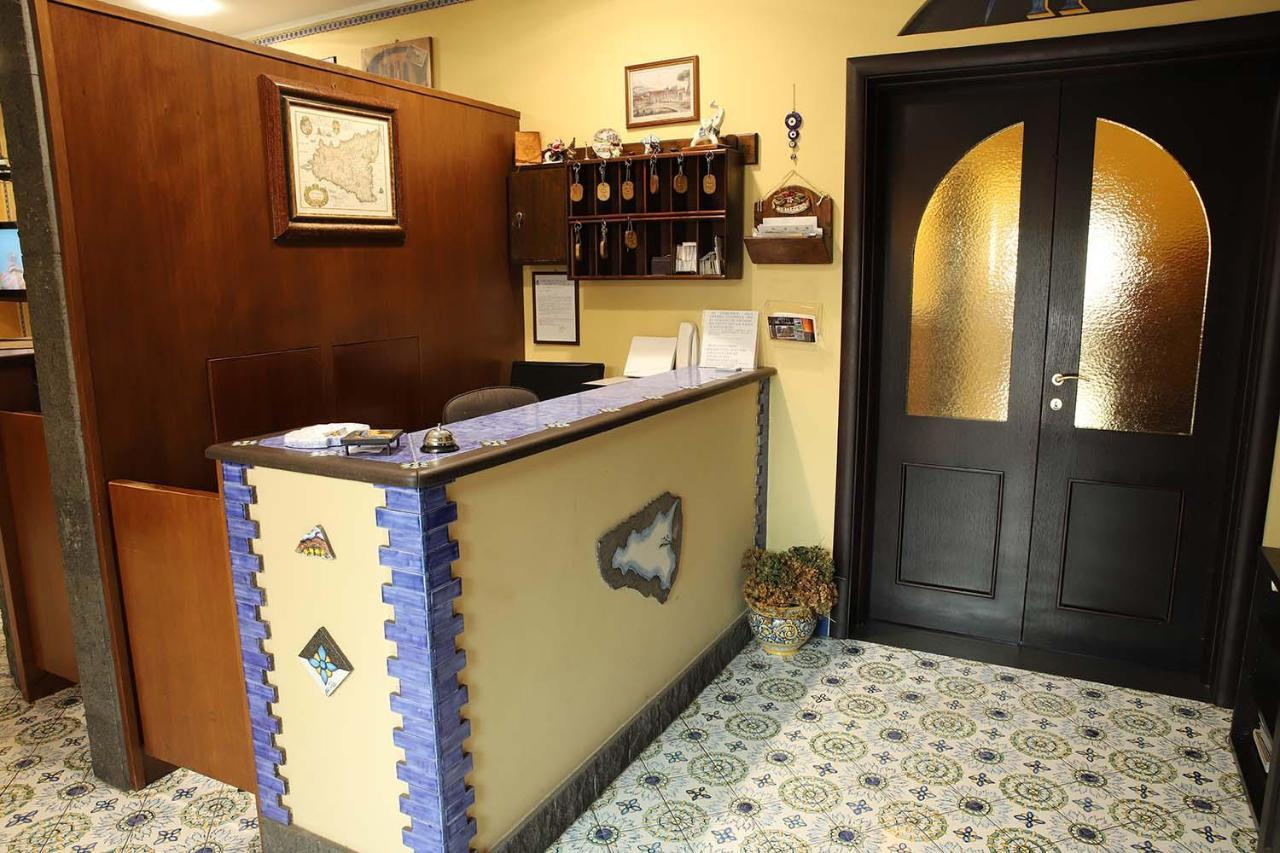 Hotel Alle Pendici Nicolosi Luaran gambar